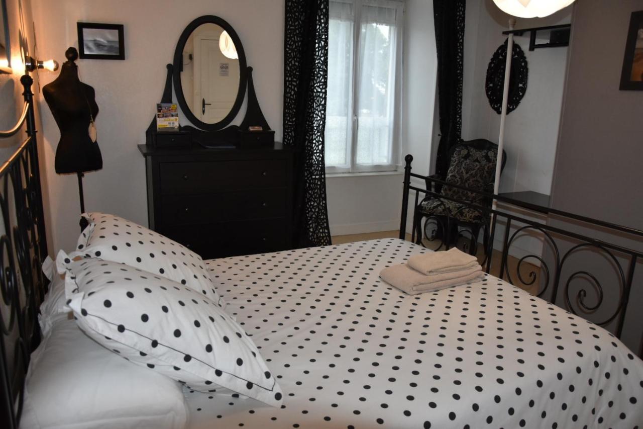 Ker-Loen Bed & Breakfast Val-Couesnon Exterior photo
