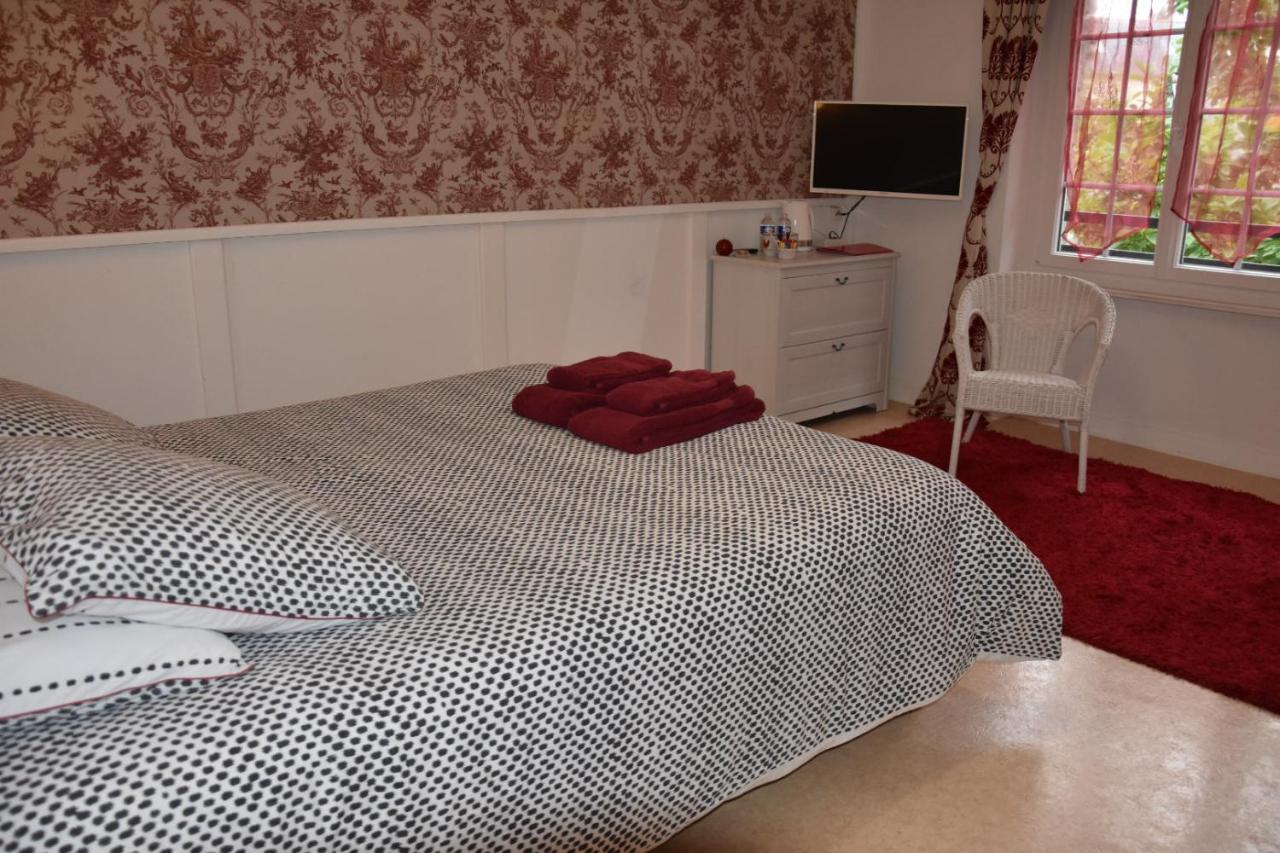 Ker-Loen Bed & Breakfast Val-Couesnon Exterior photo