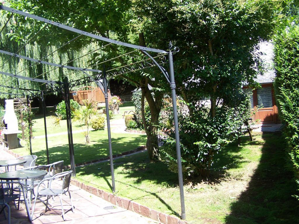 Ker-Loen Bed & Breakfast Val-Couesnon Exterior photo