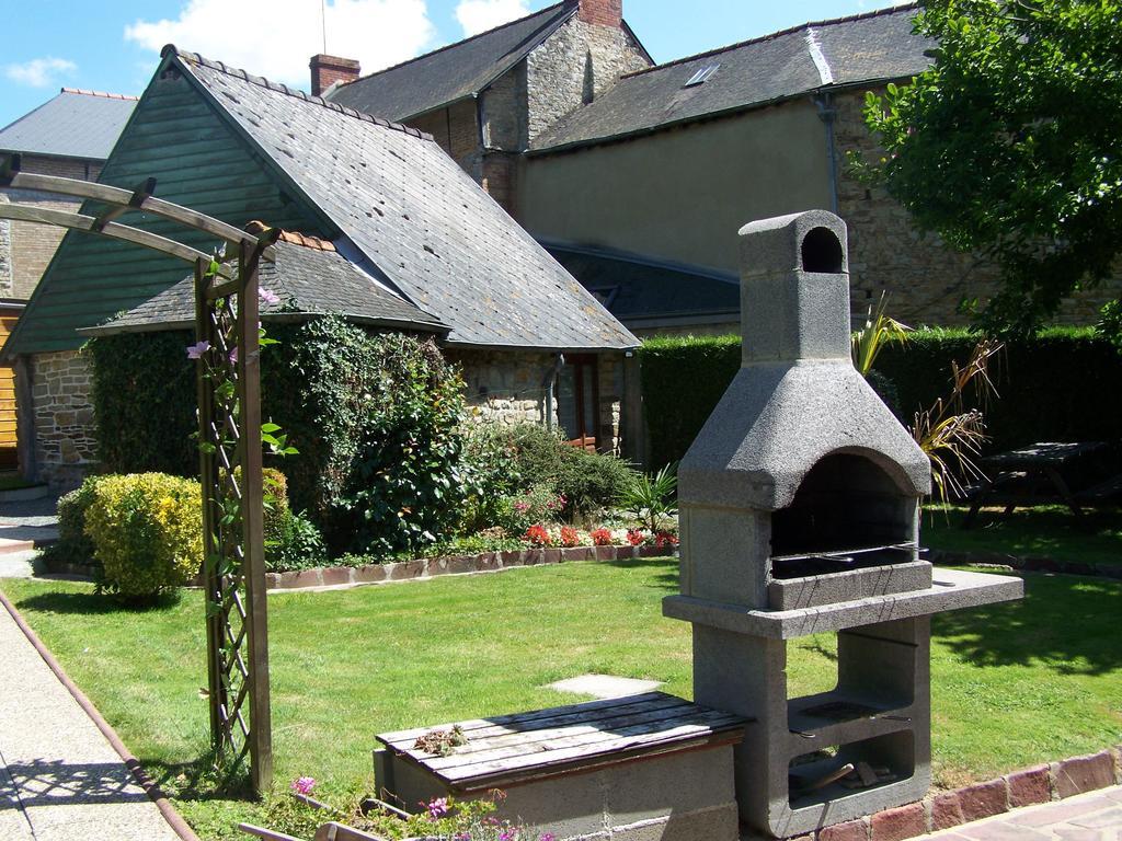 Ker-Loen Bed & Breakfast Val-Couesnon Exterior photo