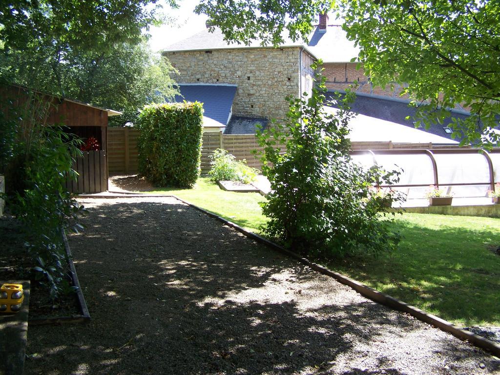 Ker-Loen Bed & Breakfast Val-Couesnon Exterior photo